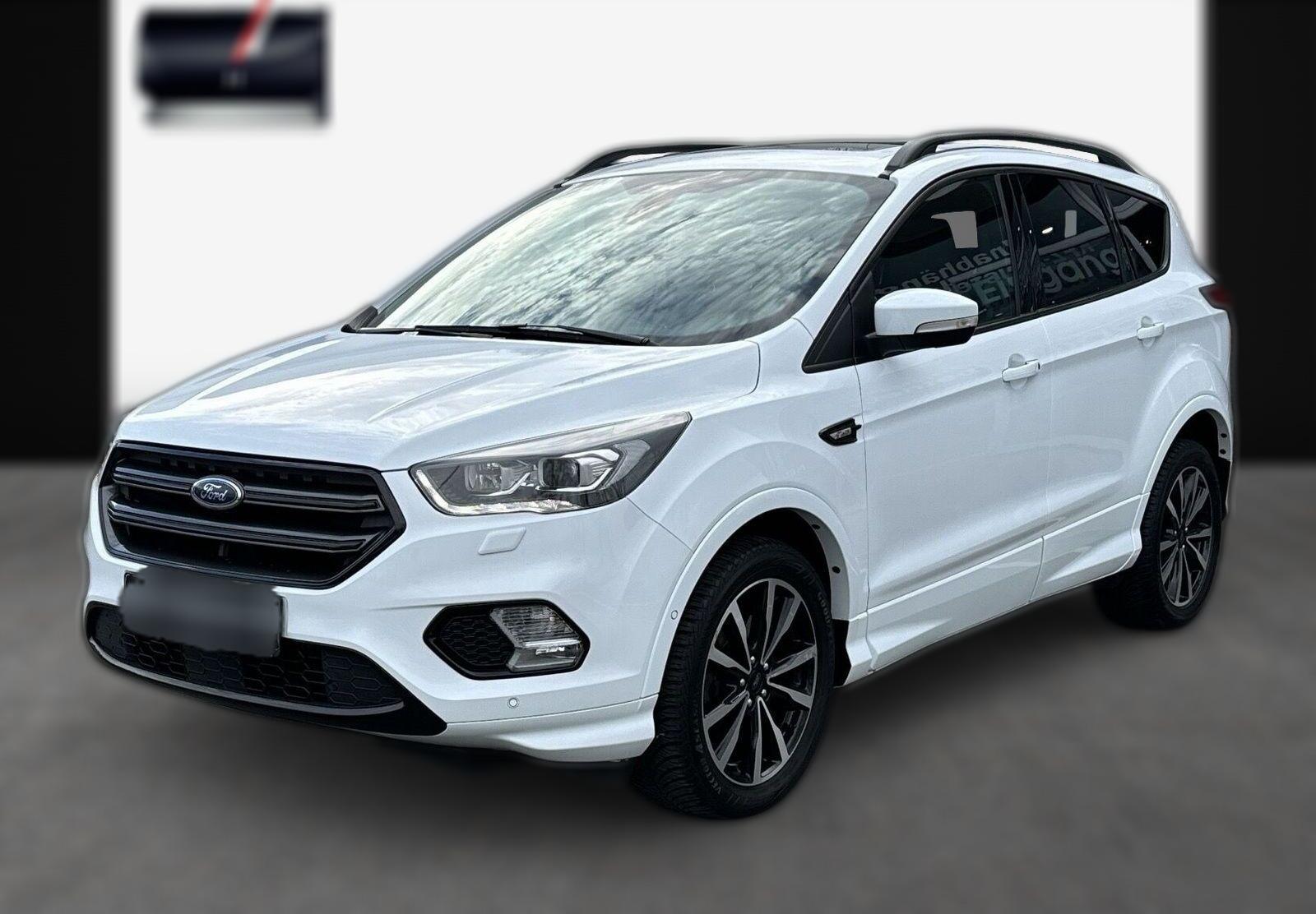 FORD Kuga Aut. 4WD ST-Line/Xenon/Panodach/Winterpaket